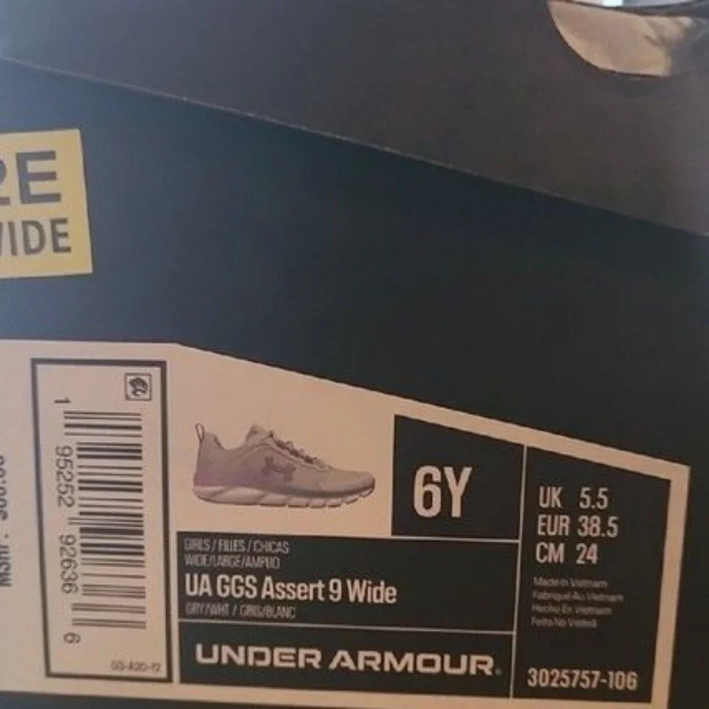 Under Armour UA GGS Assert 9 Girl's Running Shoes Youth Size 6Y 2E Wide New Gray